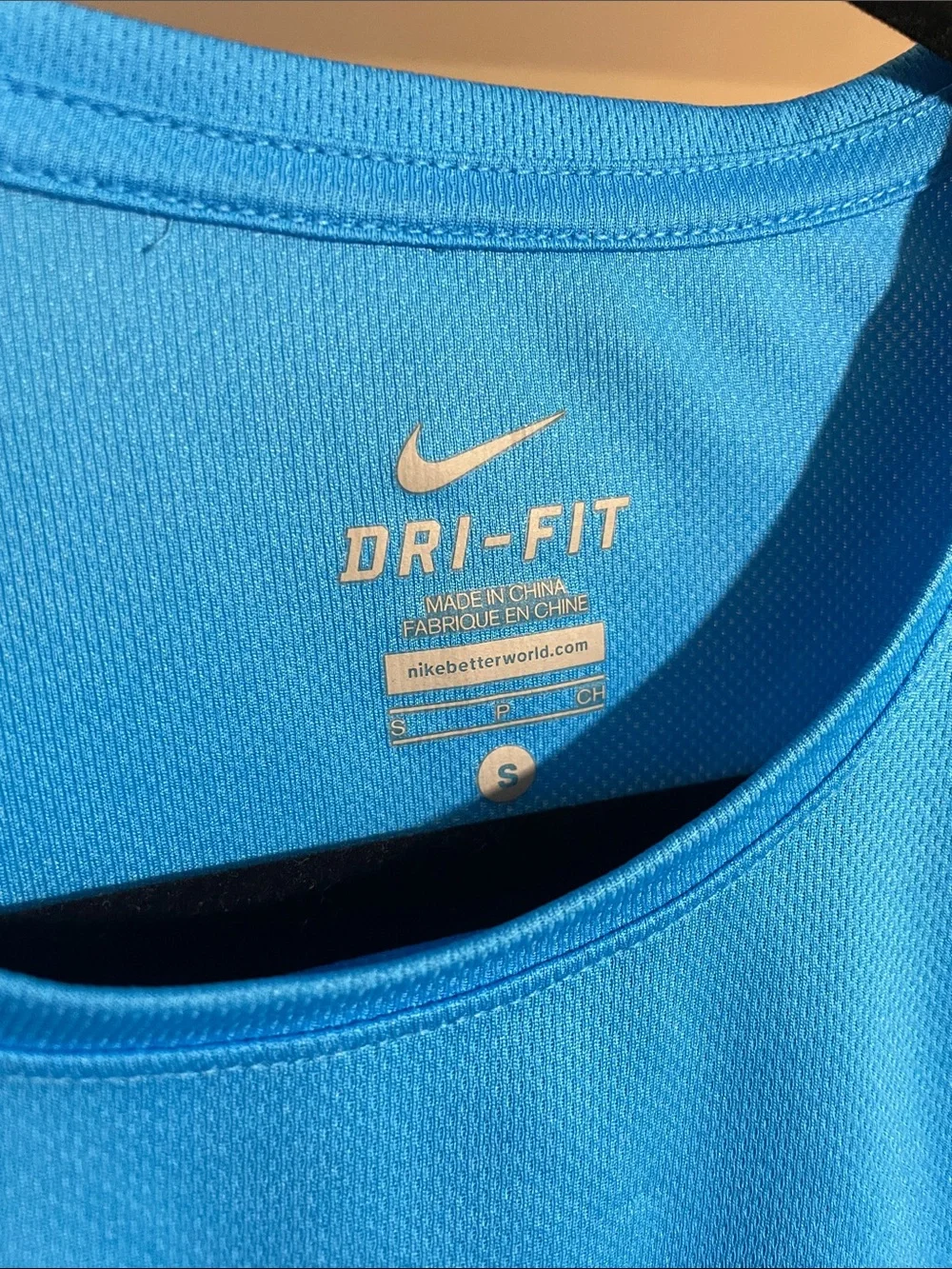 Nike Dri-FIT Short Sleeve Tee in Bright Blue